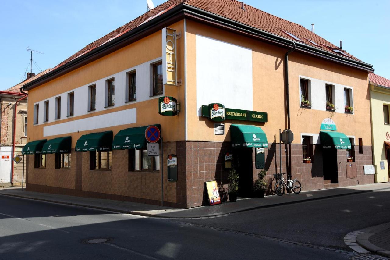 Hotel Classic Nový Bydžov 外观 照片