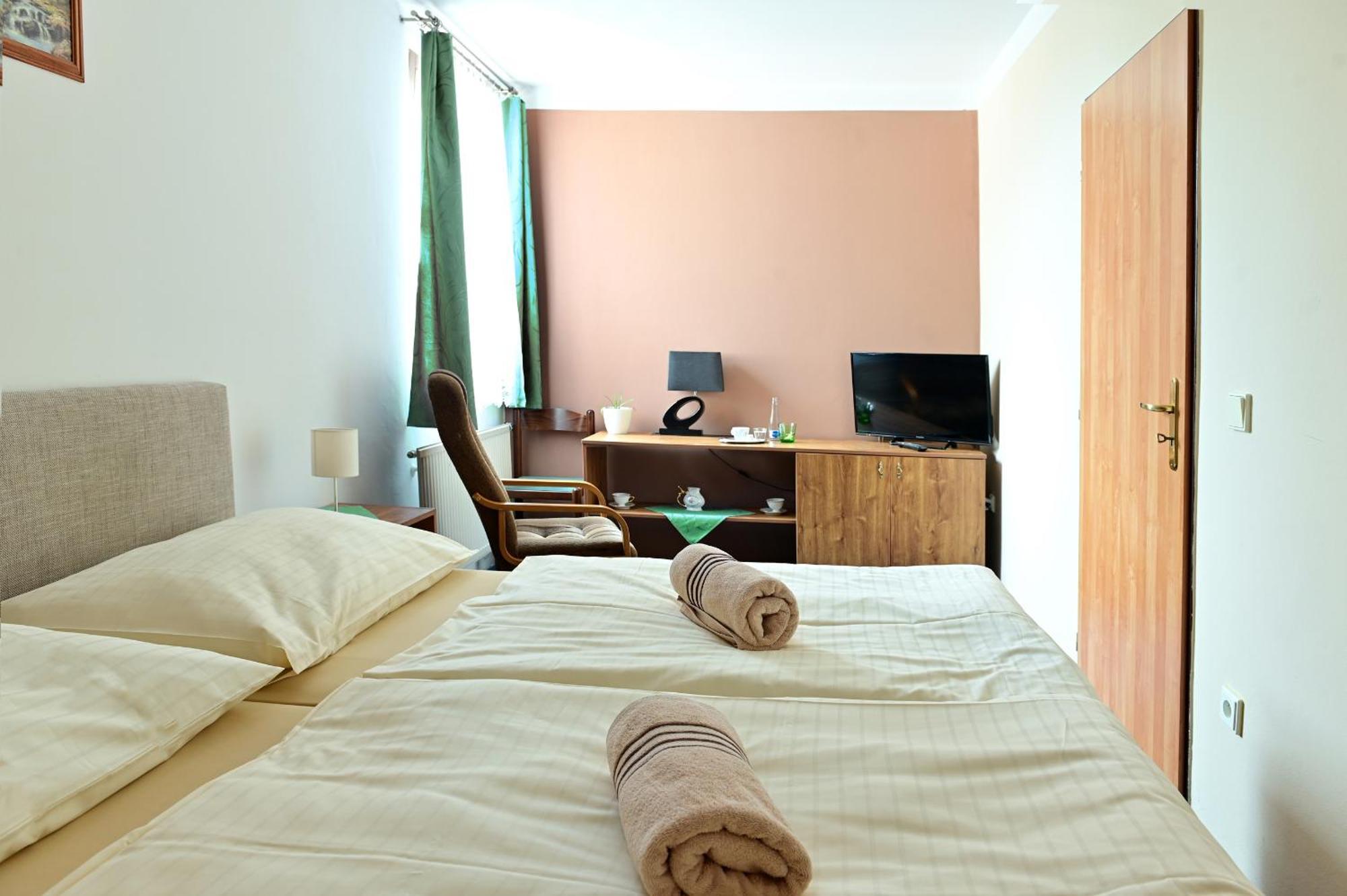 Hotel Classic Nový Bydžov 外观 照片